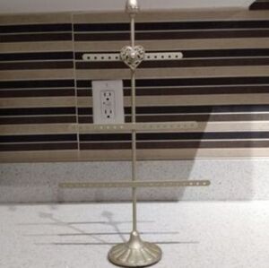Modern Glam Earring Stand Holder Silver Jewelry Storage Holds Up to 46 Earrings